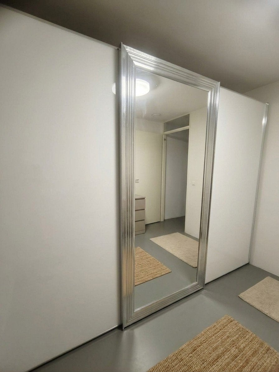 Kledingkast met schuifdeuren en spiegel, Huis en Inrichting, Ophalen, Modern, functioneel, Met plank(en), Zo goed als nieuw
