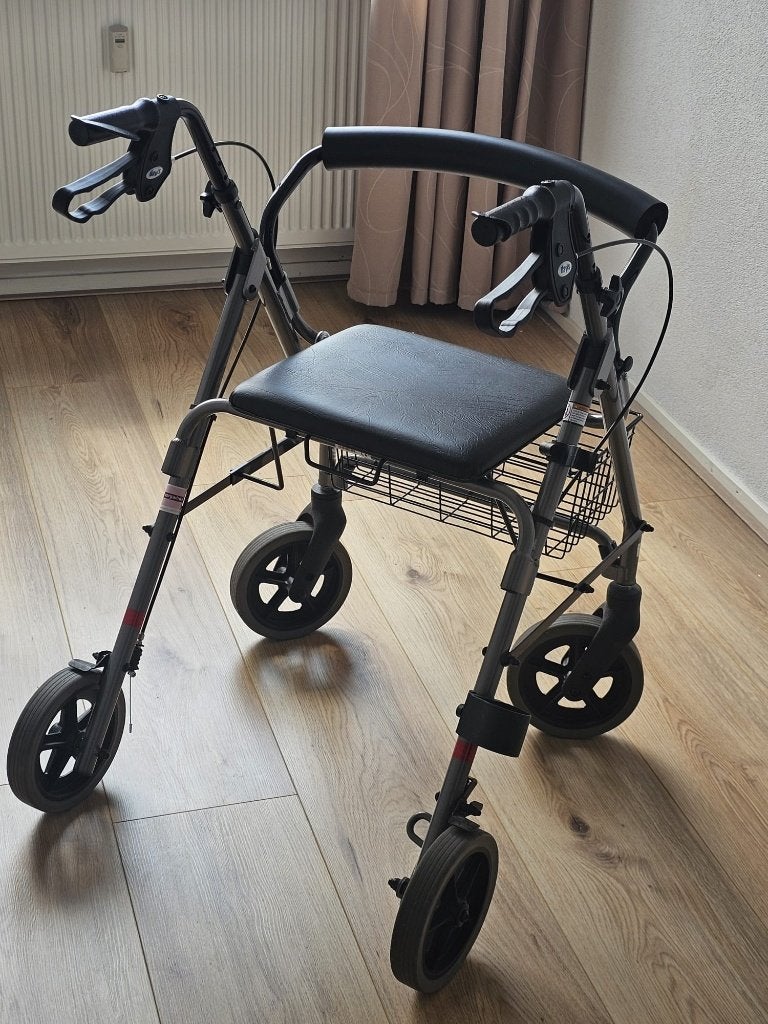 Rollator, Diversen, Ophalen, Opvouwbaar, Gebruikt
