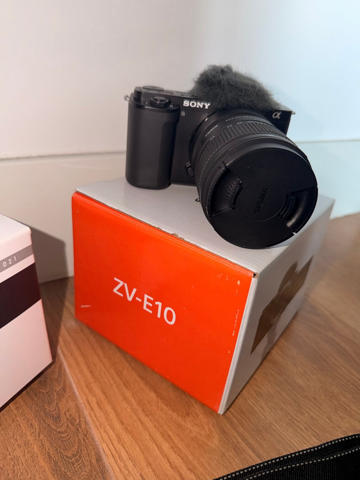 Sony ZV-E10, zonder lens, Kantelbaar/draaibaar scherm, Ophalen of Verzenden, Zo goed als nieuw, Sony