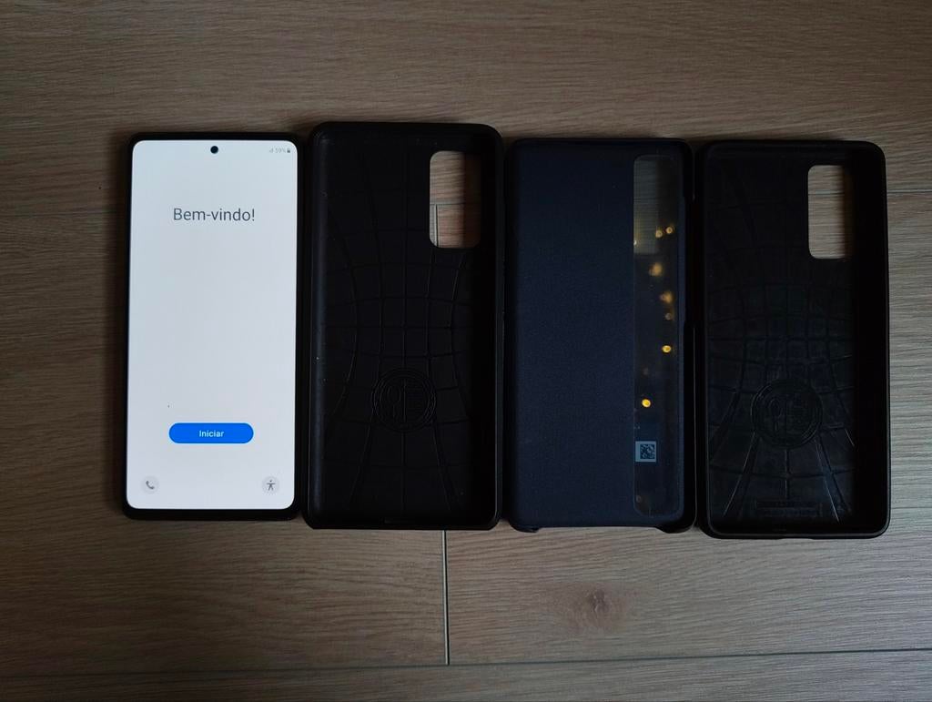 Samsung S20 FE met hoesjes, Gebruikt, Galaxy S20, Blauw, Touchscreen