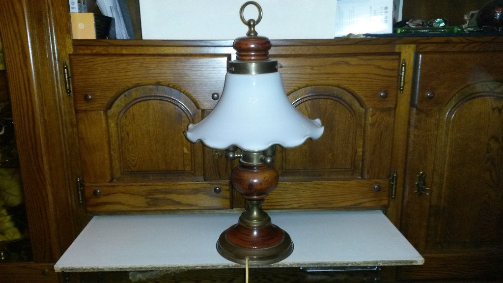 tafel lamp met glazen kap, Ophalen