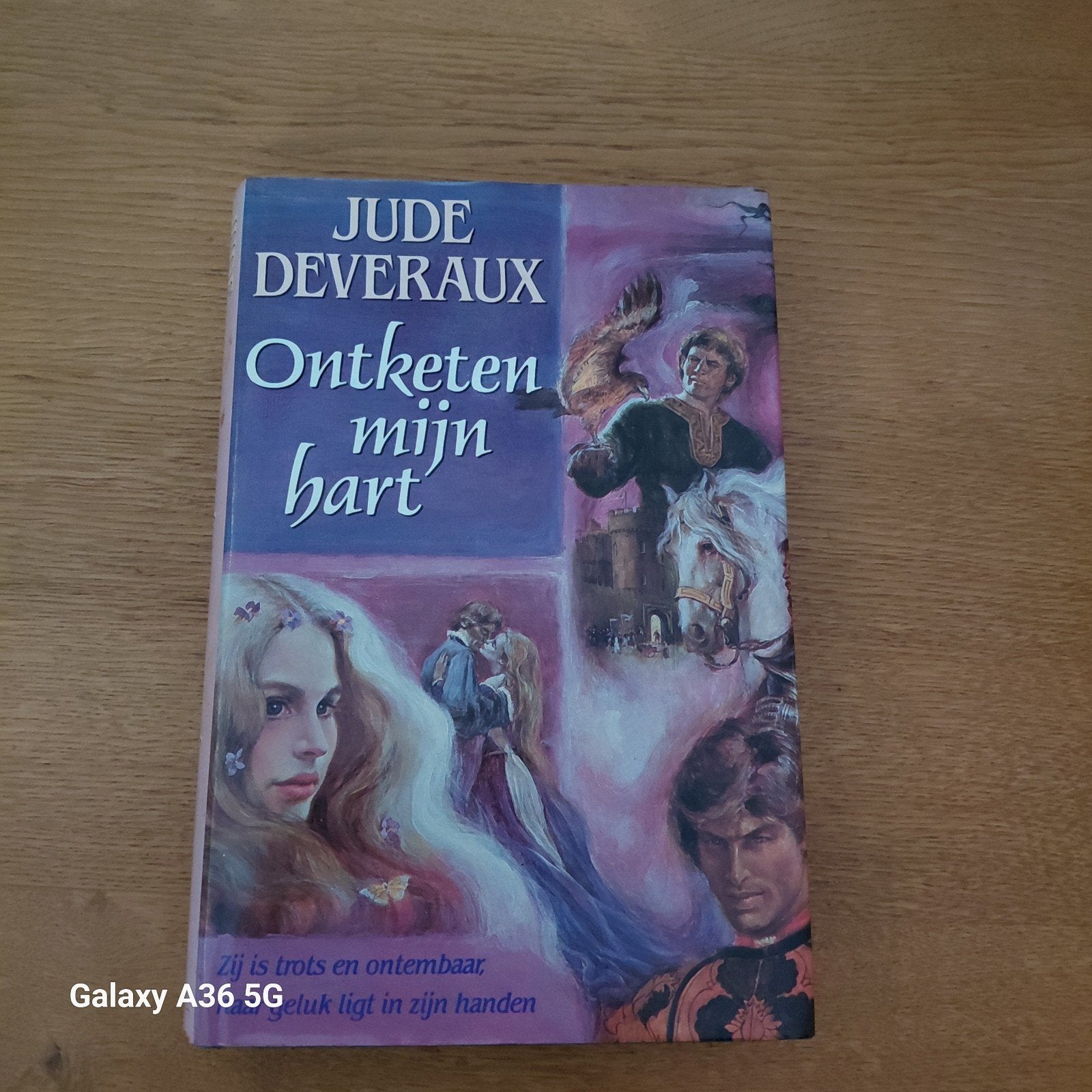 Jude Deveraux - Ontketen mijn hart, Ophalen of Verzenden, Gelezen, Jude Deveraux, Nederland