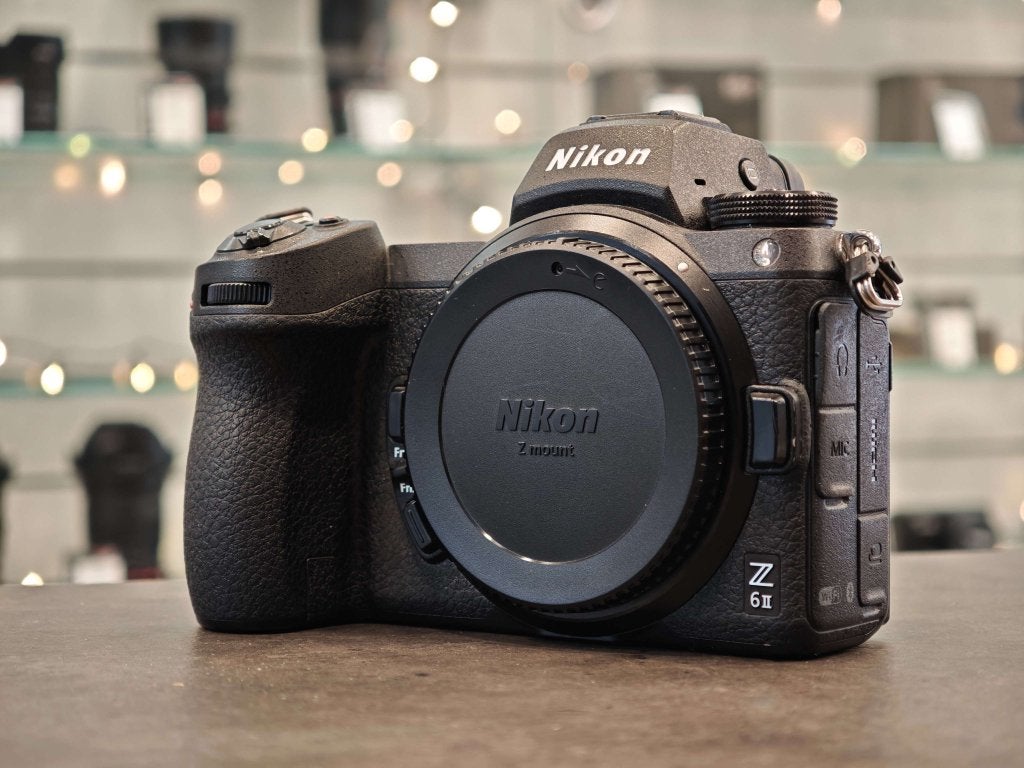 Nikon Z6II Body (Occasion Hilversum), Audio, Tv en Foto, Fotocamera's Digitaal, Foto-Groep, Luttekepoortstraat 26 3841 AX Harderwijk