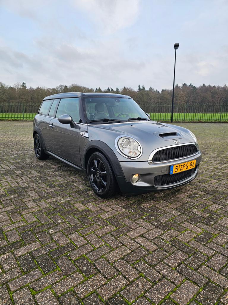 Mini Cooper S Clubman 1.6 128KW 2007 Leer vol opties, Auto's, Voorwielaandrijving, 4 cilinders, 4 stoelen, Leder