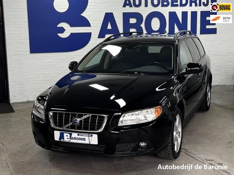 Volvo V70 2.5T Kinetic, Auto's, Volvo, 93 €/maand, Euro 4, 750 kg, Voorwielaandrijving