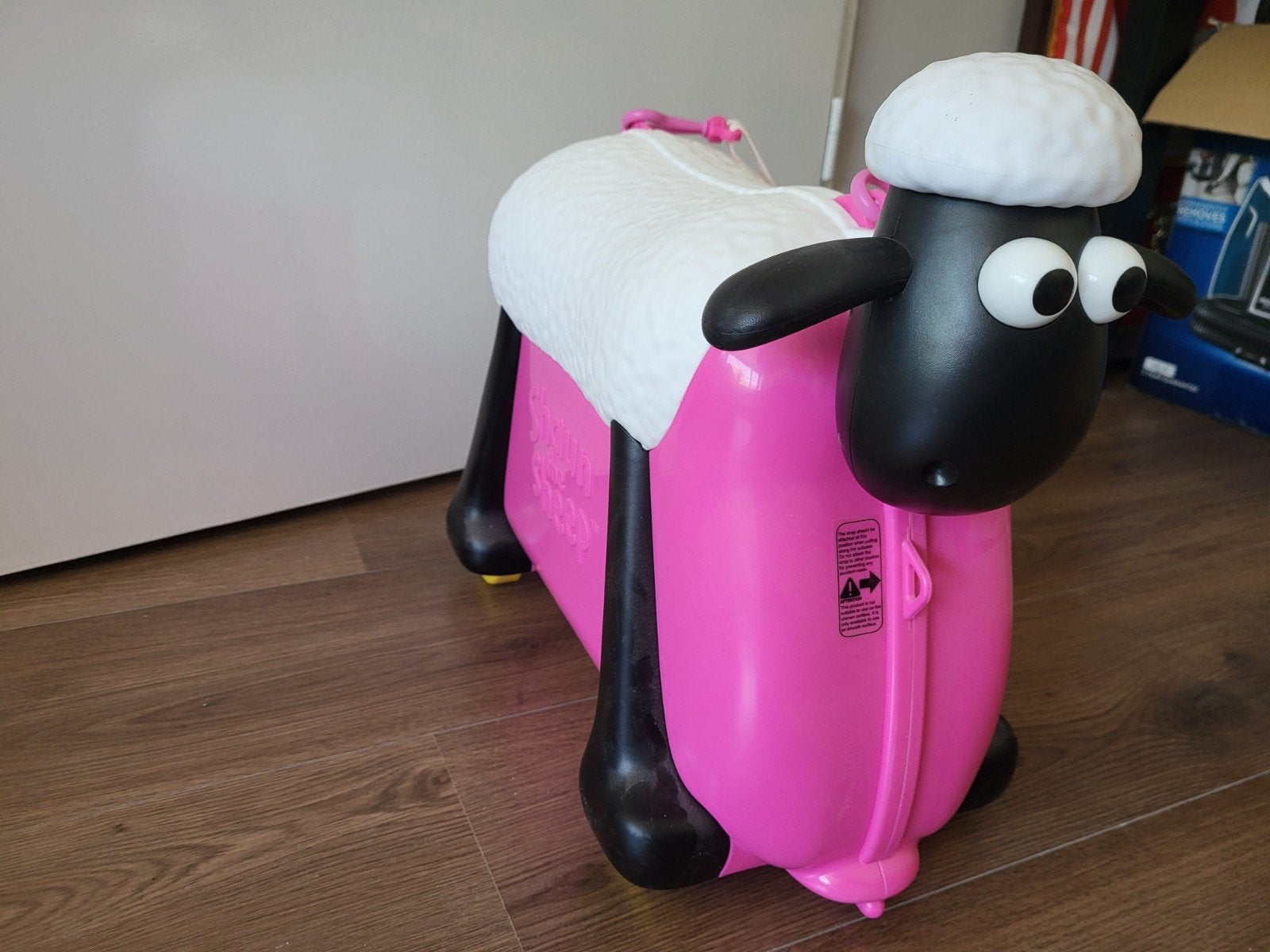 Shaun het Schaap Zit/Rijkoffer Roze, Kinderen en Baby's, Ophalen, Nieuw, Meisje