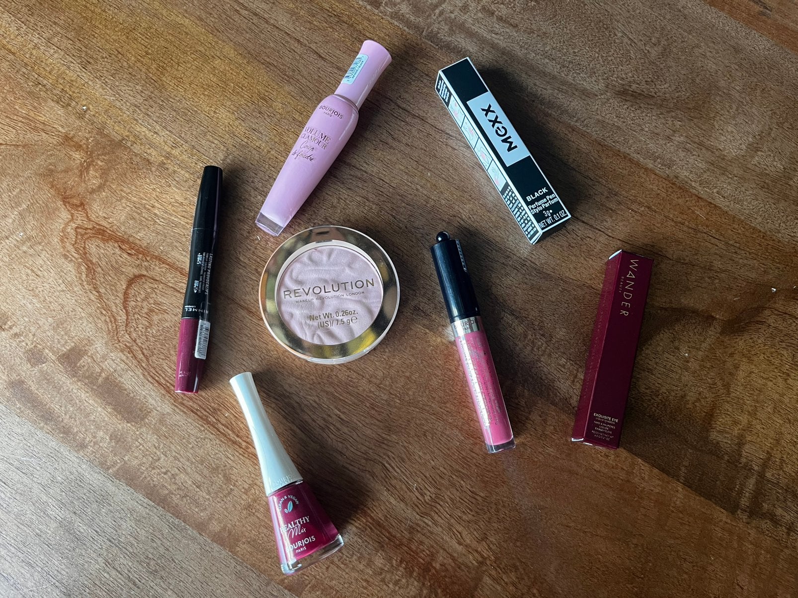 Set van nieuwe makeup producten, Ophalen of Verzenden, Nieuw, Gehele gezicht, Make-up