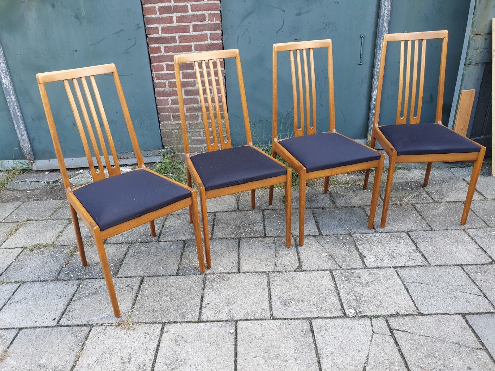 Vintage stoelen 4 stuks, Ophalen, Hout, Gebruikt, Bruin