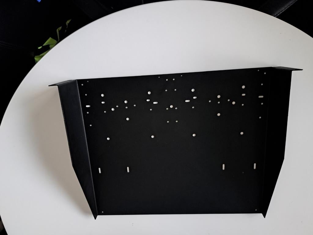 19 inch inlay 2HE - 36,8 mm diep 2 x, Muziek en Instrumenten, Behuizingen en Koffers, Ophalen of Verzenden, Zo goed als nieuw