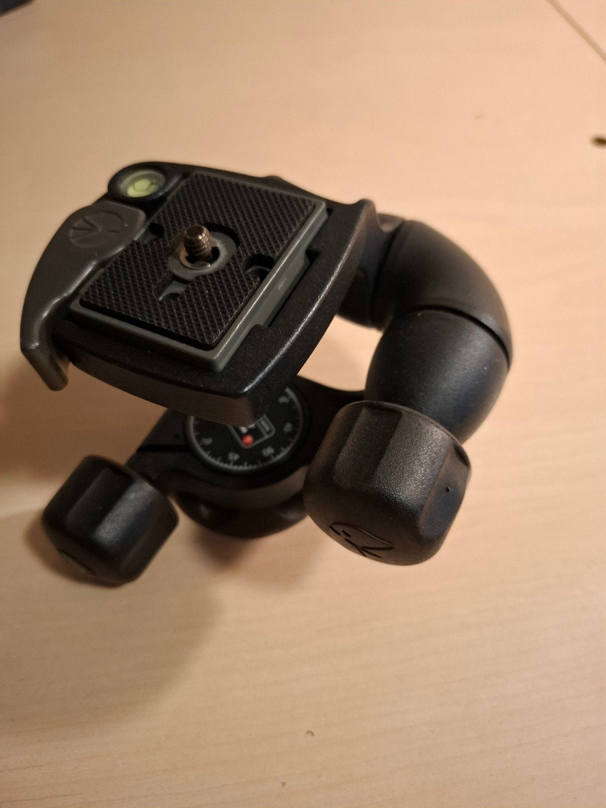 Manfrotto drieweg statiefkop, Audio, Tv en Foto, Fotografie | Professionele apparatuur, Ophalen of Verzenden