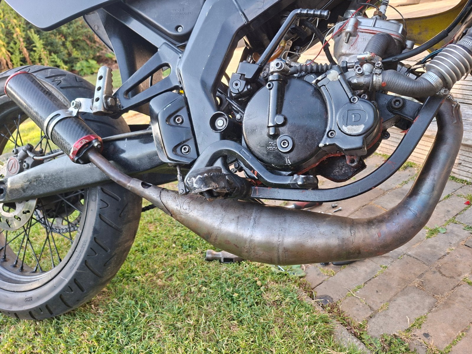 Derbi motorblok, Ophalen, Blok