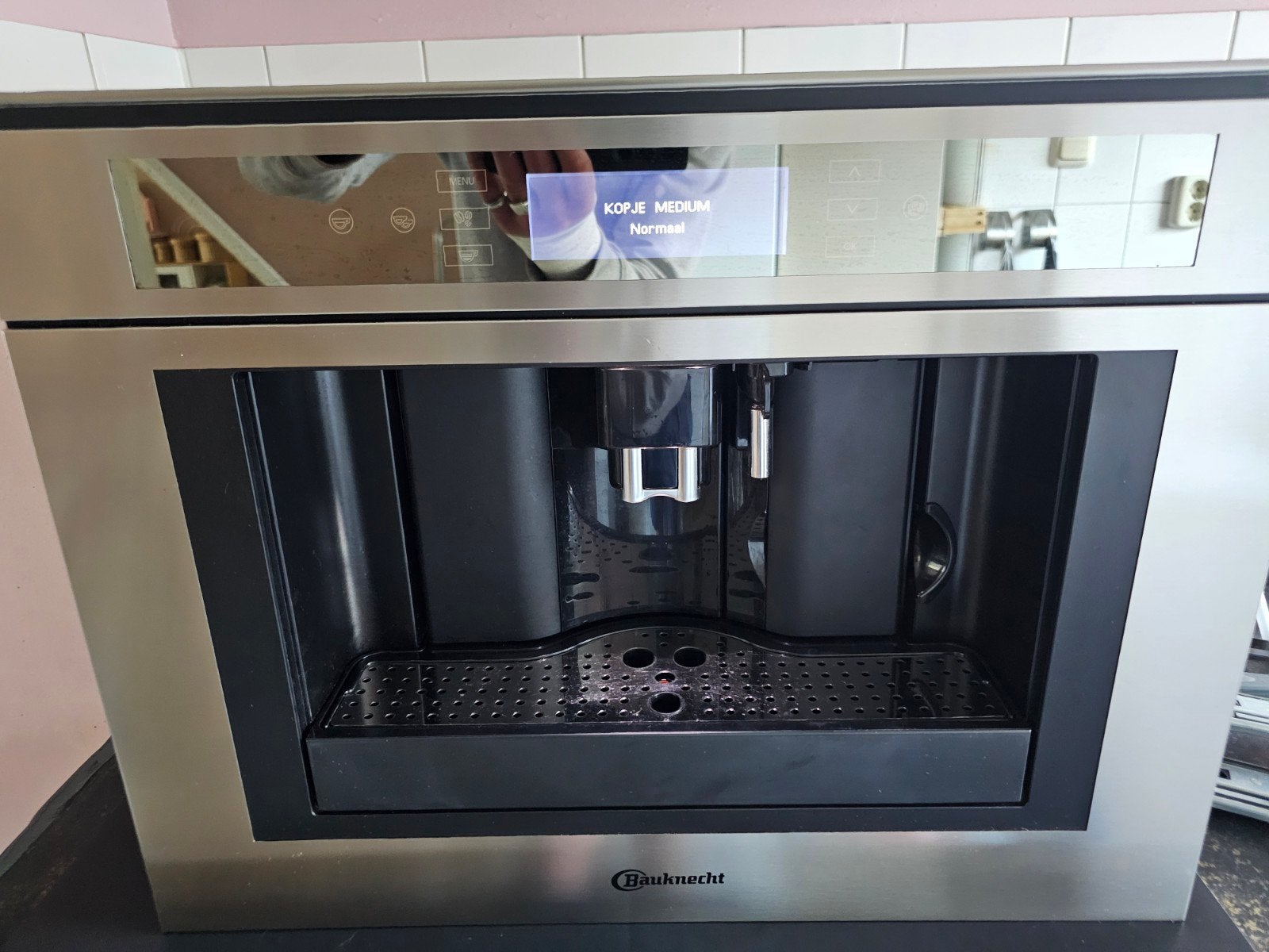 Luxe Bauknecht KMT9145 PT Inbouw Koffiemachine / Espressomac, Witgoed en Apparatuur, Ophalen, Zo goed als nieuw, Inbouw, Bauknecht