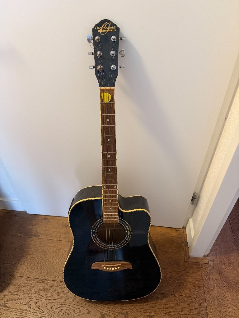 Semi-Acoustic Guitar, Capo, Case - Oscar Schmidt by Washburn, Ophalen, Gebruikt, Klassieke of Spaanse gitaar