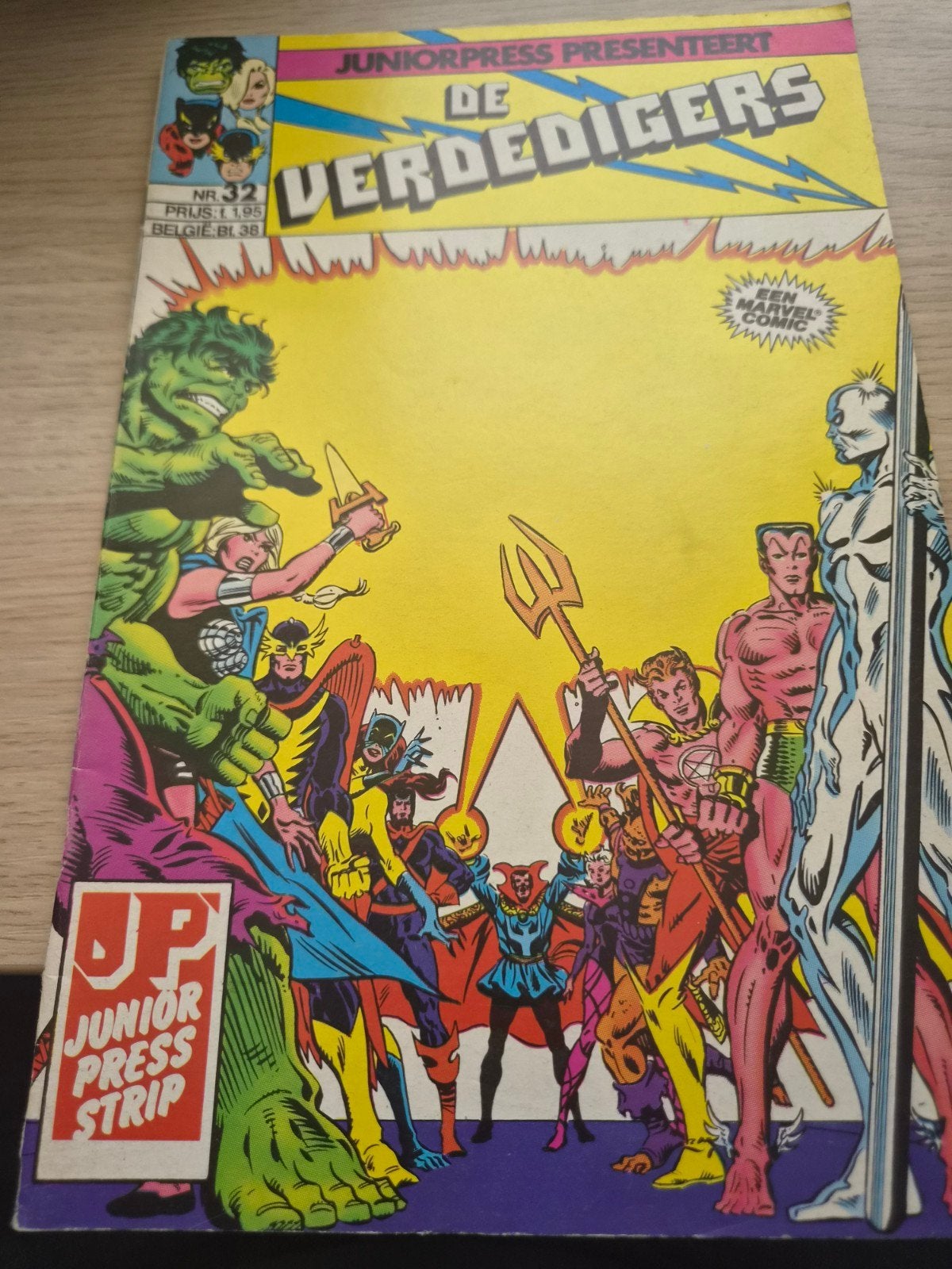 De Verdedigers Nr. 32 - Juniorpress Strip Marvel Comic, Eén stripboek, Ophalen of Verzenden, Gelezen, Marvel Comics