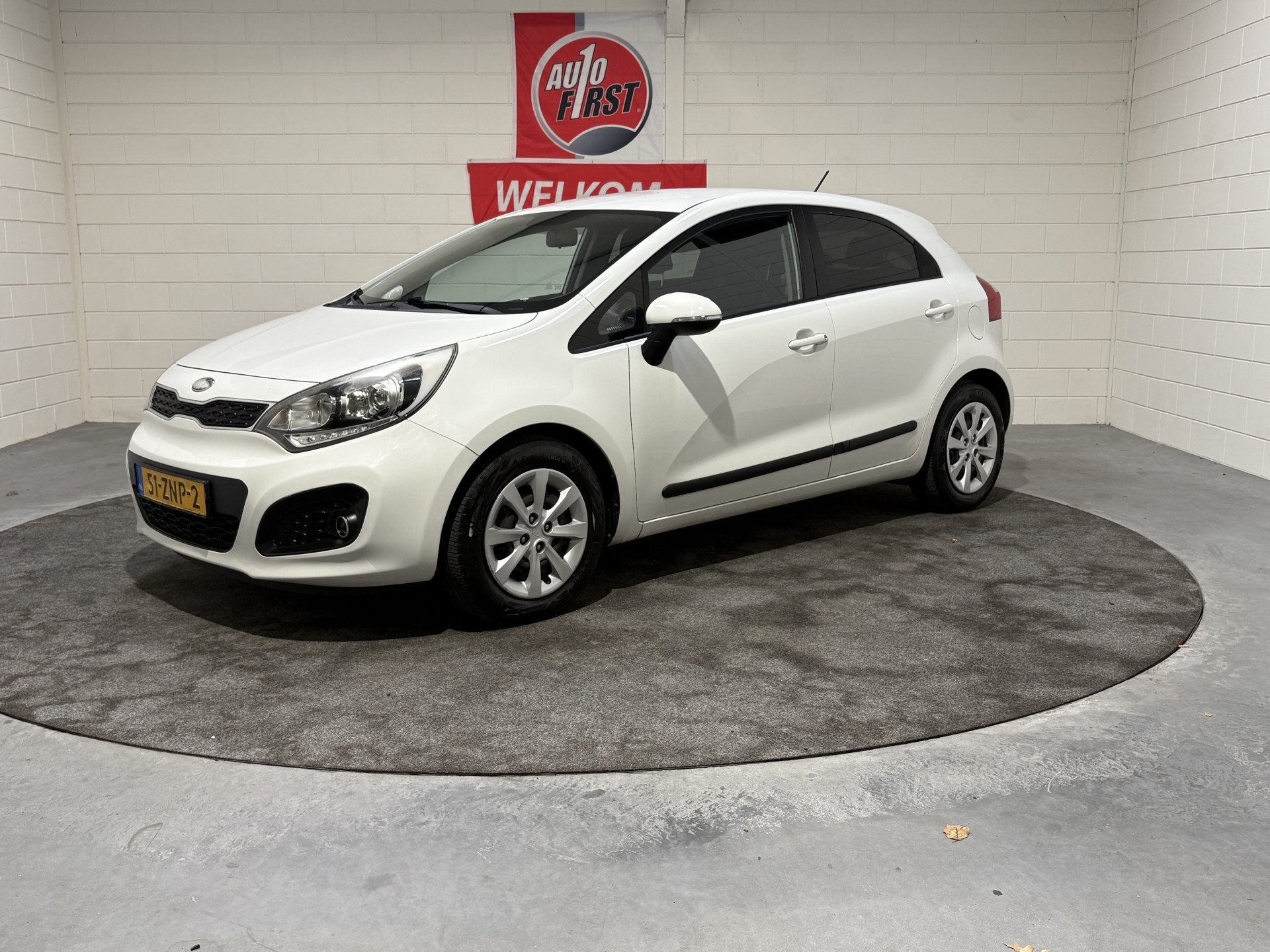 Kia Rio 1.2 CVVT Design Edition, Airco, Cruise, P sensoren,, Euro 5, 4 cilinders, Wit, Origineel Nederlands