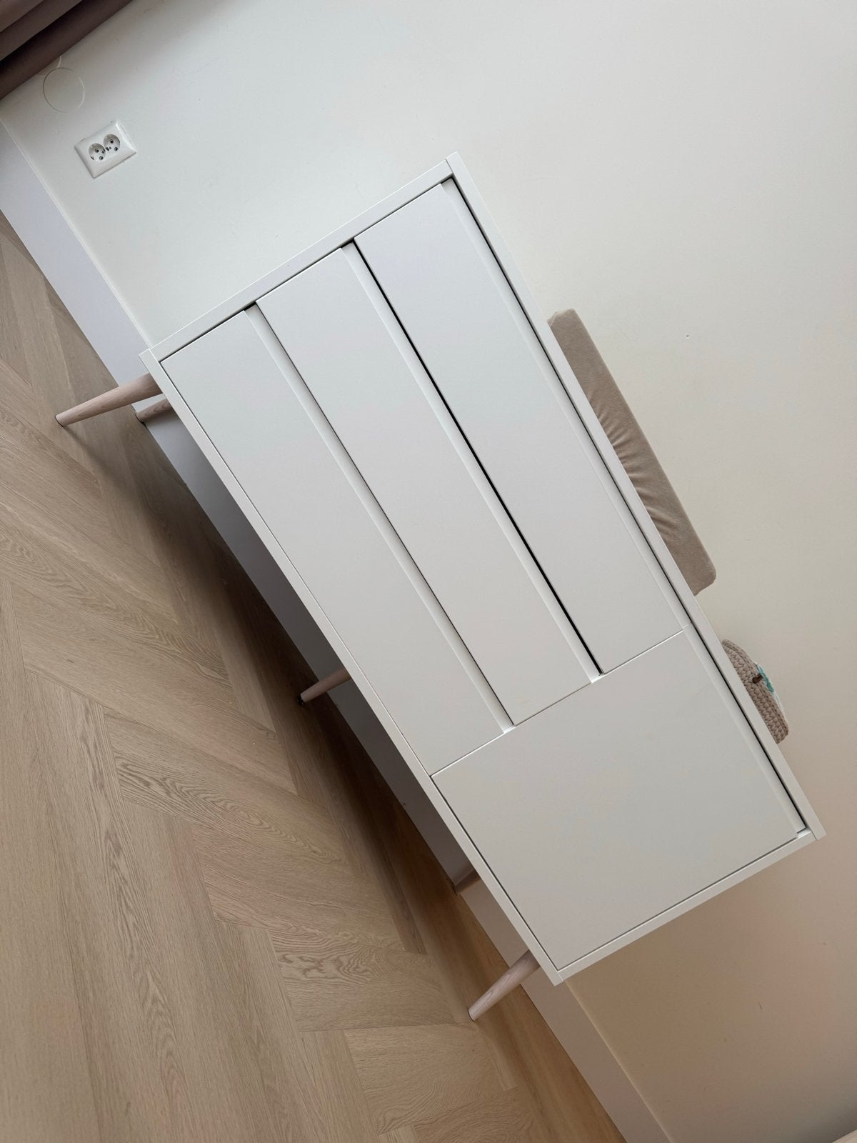 Witte commode met lades en hangruimte, Ophalen, 50 tot 70 cm, 100 cm of meer, Zo goed als nieuw