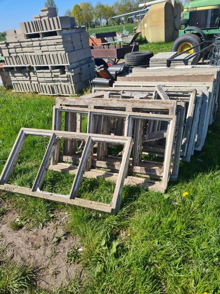 Kozijnen voor stalramen. Gratis!, Ophalen, Gebruikt, Minder dan 75 cm, Raamkozijn