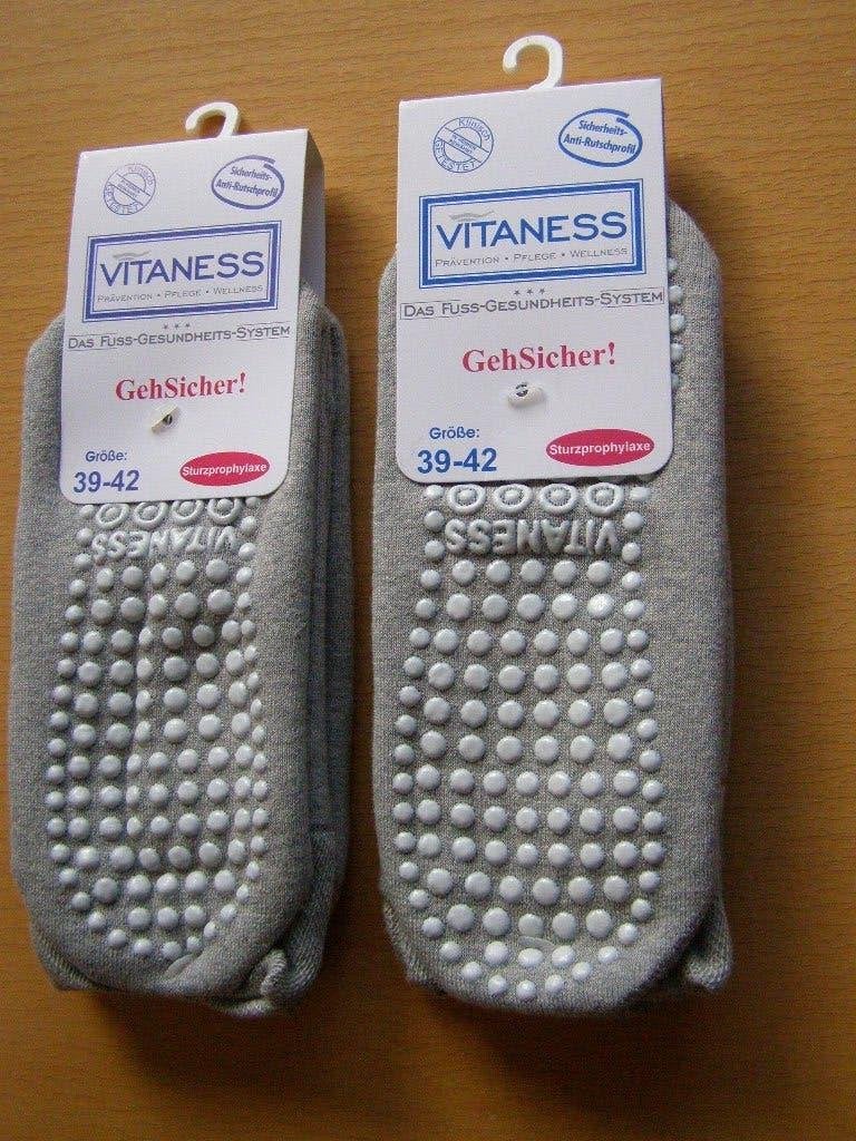 Twee paar nieuwe grijze antislip sokken, maat 39-42, Sokken en Kniesokken, Vitaness, Nieuw, Ophalen of Verzenden
