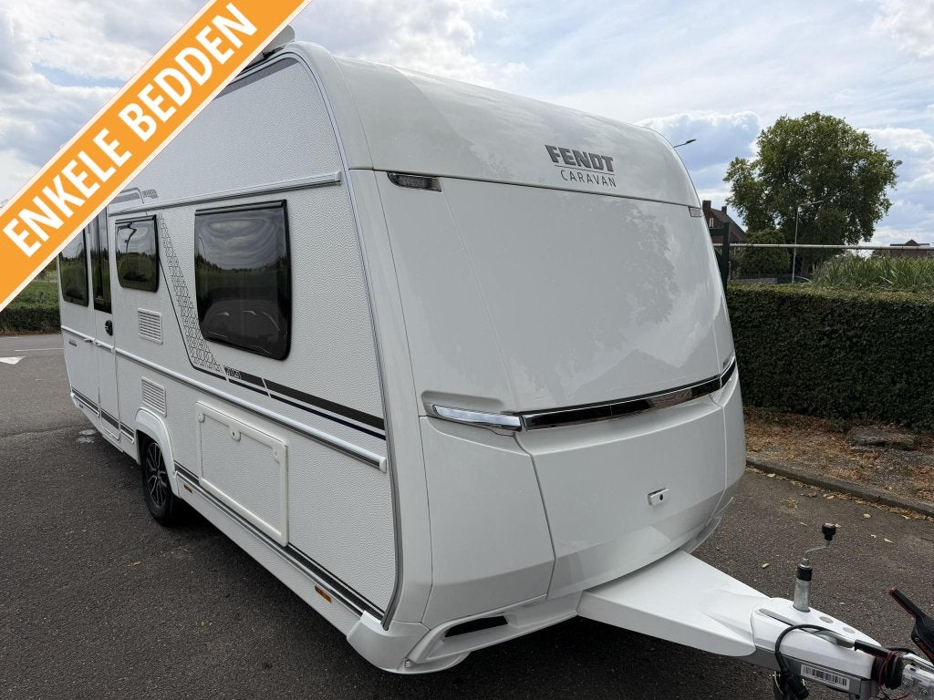 Fendt Bianco Selection 465 Tg - Thule luifel - 1800 kg as, Caravans en Kamperen, Caravans, Rondzit, Bedrijf, Fendt, 5 tot 6 meter