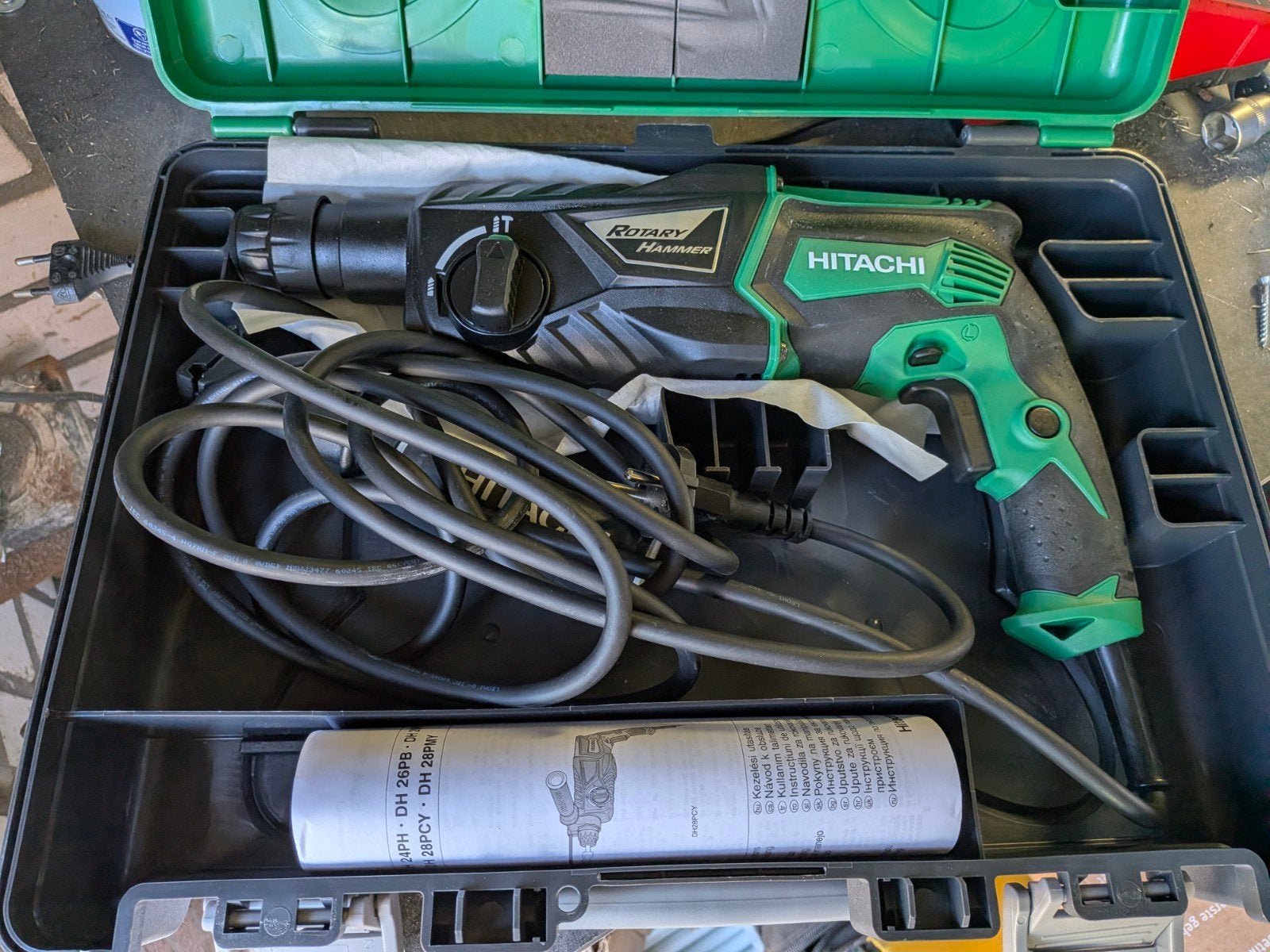 Hitachi Koki DH26PB Boorhamer - Zo goed als nieuw, 600 watt of meer, Boor- en/of Breekhamer, Ophalen of Verzenden, Zo goed als nieuw