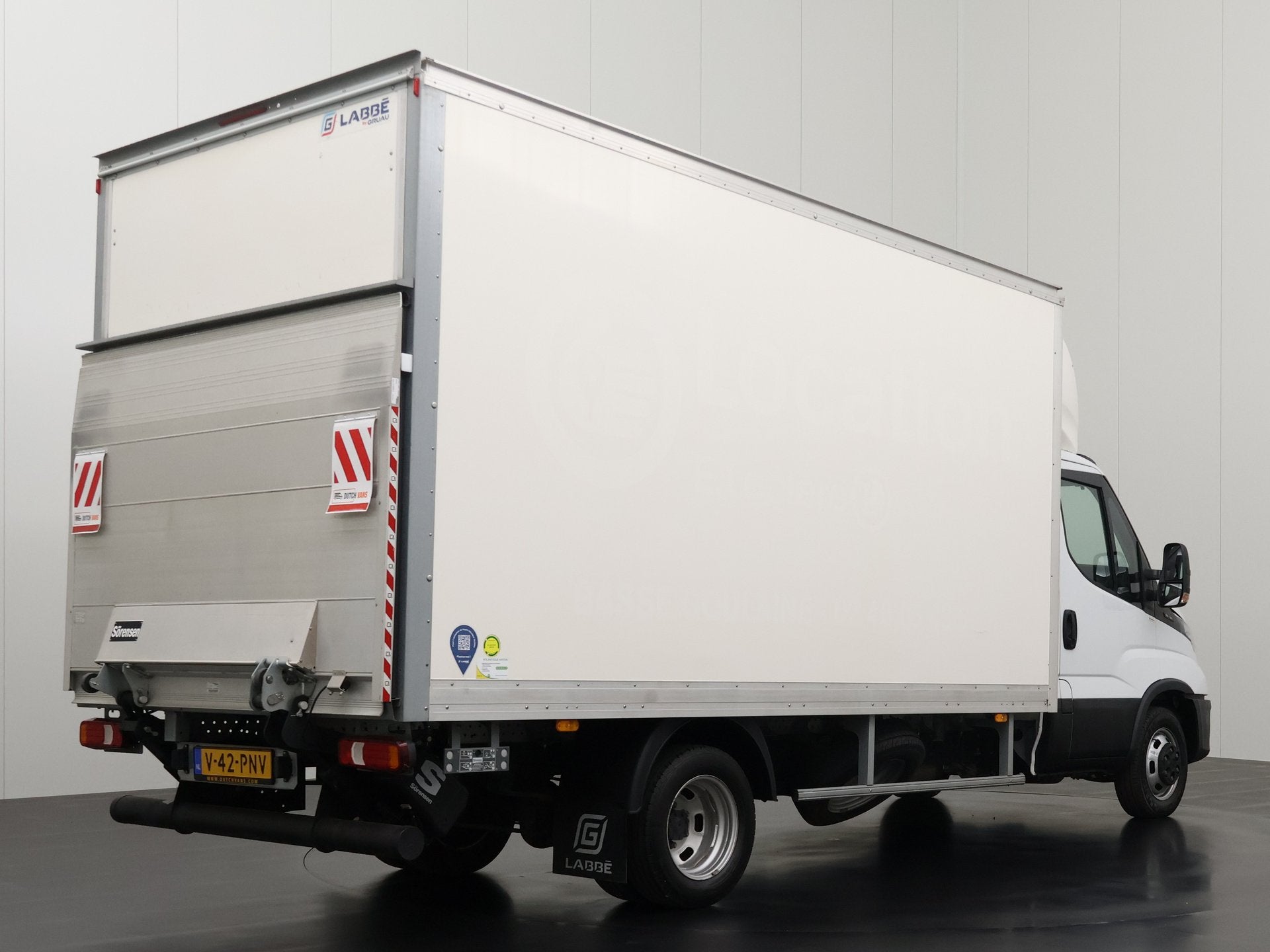 Iveco Daily 35C16 3.0L Bakwagen+Laadklep | Dakspoiler | Airc, Stof, Gebruikt, Iveco, Wit