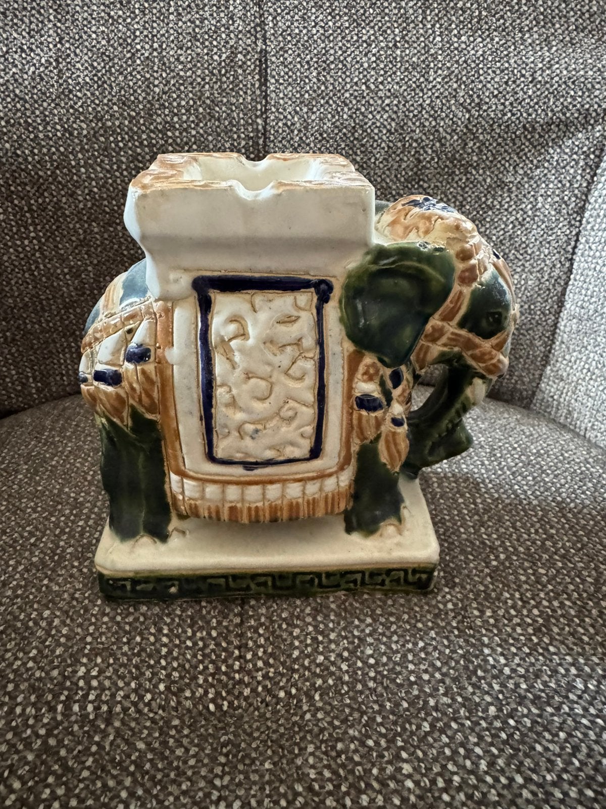 Vintage Keramische Olifant Asbak donker groen, Ophalen of Verzenden