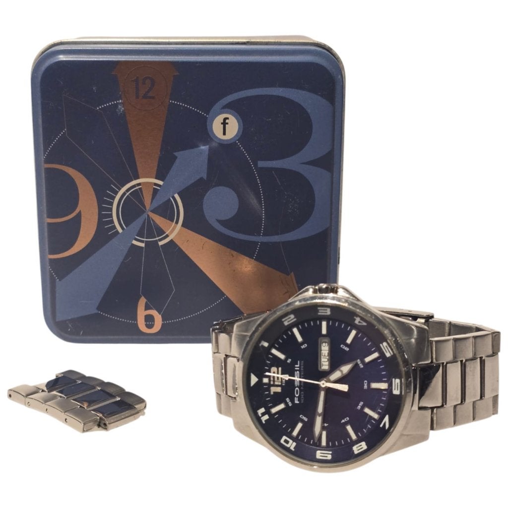 Fossil Horloge AM4145 Quartz 42mm | Nette Staat, Fossil, Gebruikt, Support@fossil.com, 901 S. Central Expressway
Richardson, TX 75080
United States