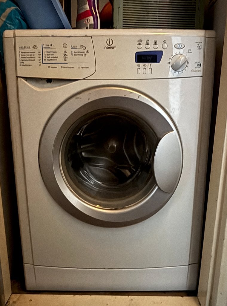 Gratis wasmachine – Indesit, Witgoed en Apparatuur, Ophalen, Gebruikt, 1200 tot 1600 toeren, 85 tot 90 cm