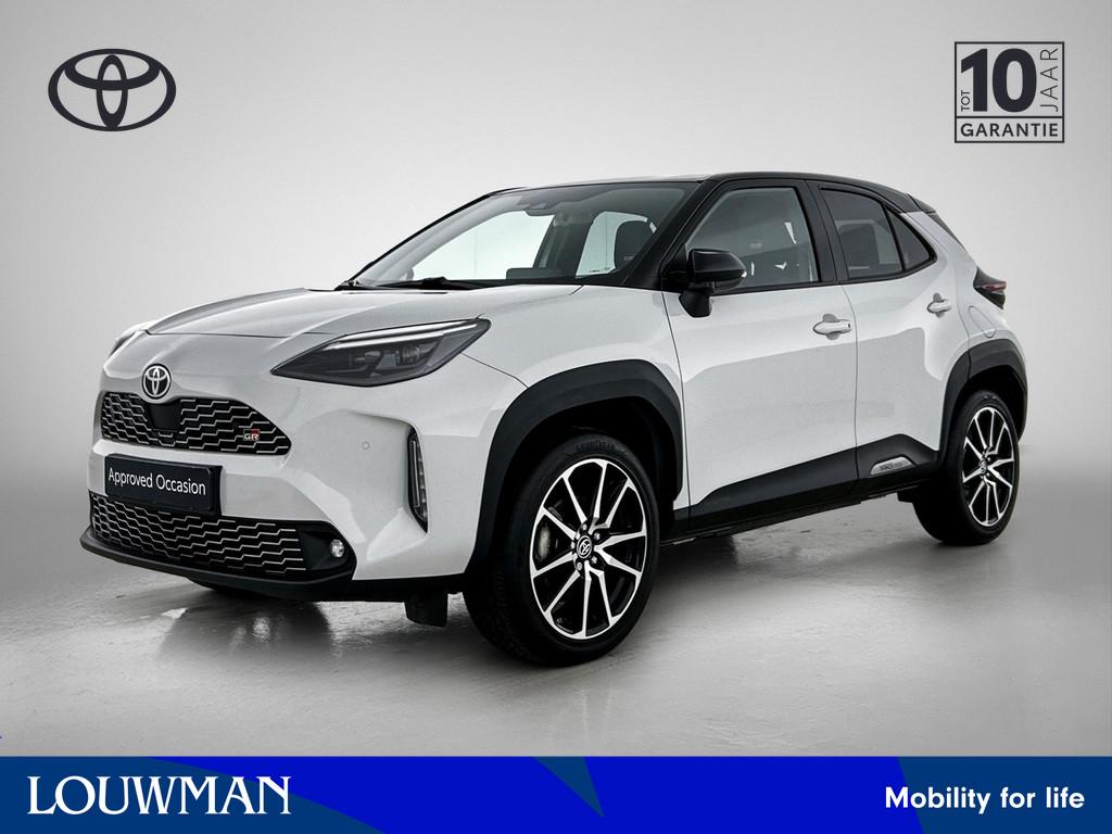 Toyota Yaris Cross 1.5 Hybrid GR Sport | Sportief uitgevoerd, Auto's, 12 maanden, Gebruikt, Automatische klimaatregeling, Wit
