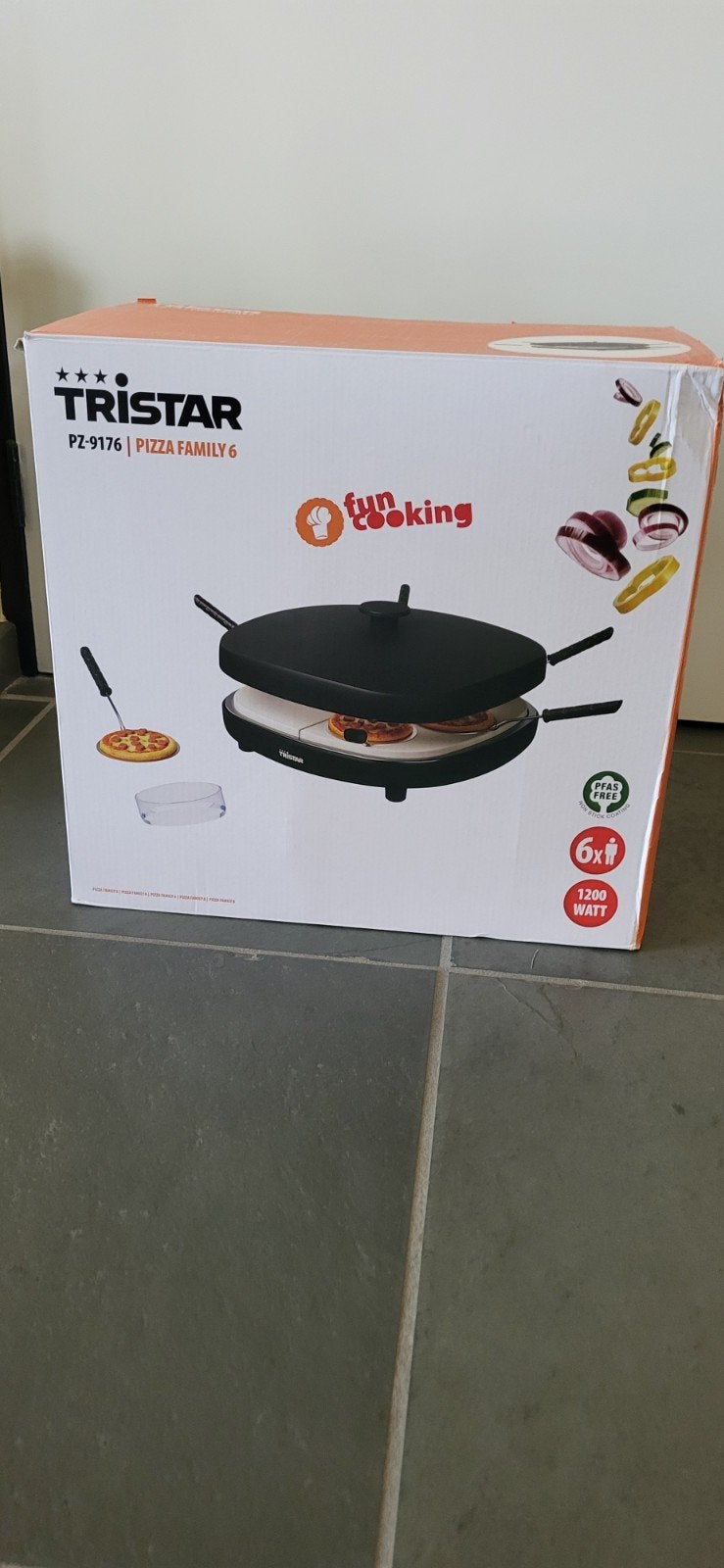 Tristar PZ-9176 Pizza Family 6 - Pizzaoven voor 6 personen, Ophalen, Nieuw