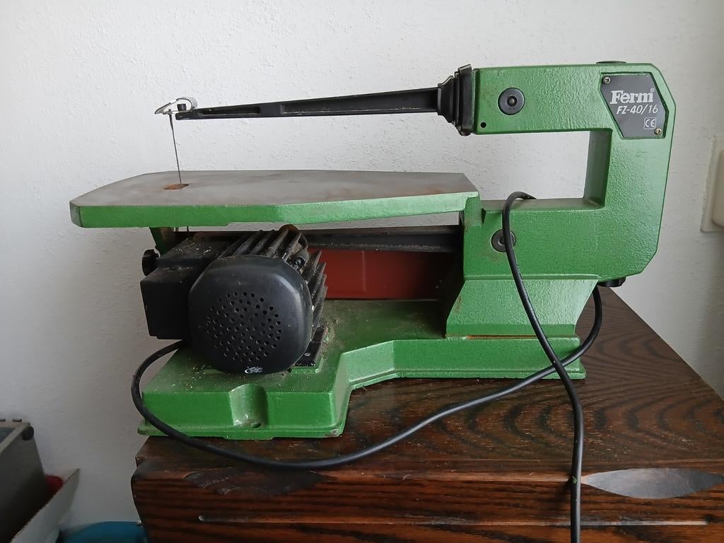 Figuurzaagmachine., Ophalen, Gebruikt