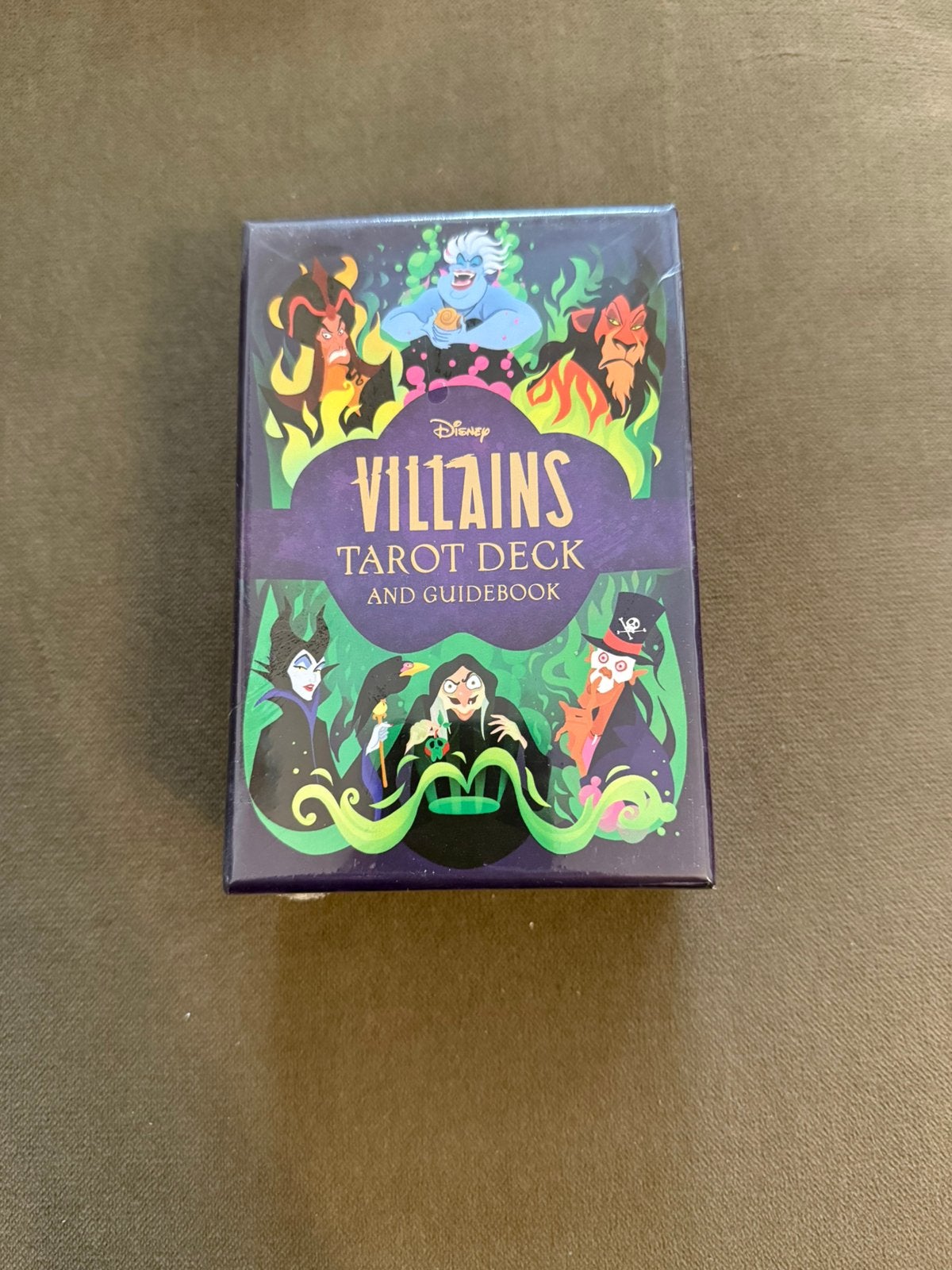 Disney Villains Tarot Deck and Guidebook ongeopend, Verzamelen, Ophalen of Verzenden, Overige figuren, Nieuw, Overige typen