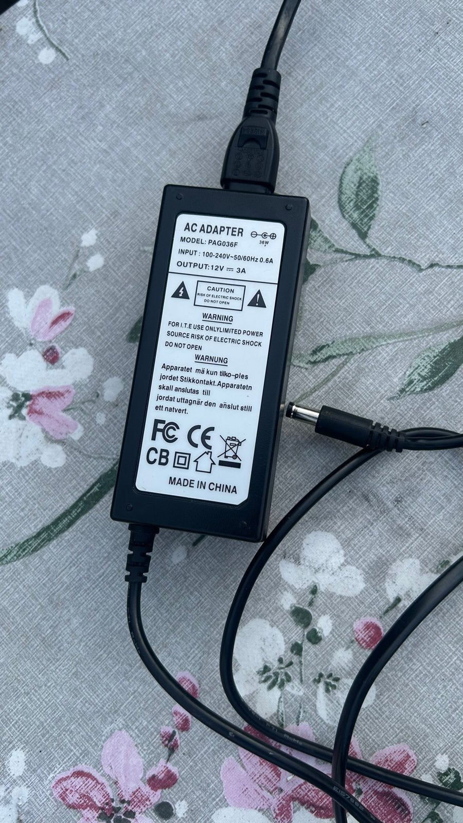 AC Adapter PAG036F 12V 3A - Zo goed als nieuw, Ophalen of Verzenden, Zo goed als nieuw