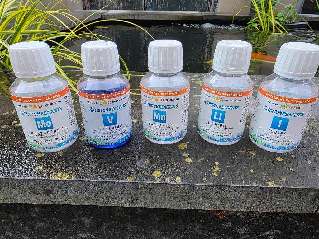 Triton reagents water supplementen zeeaquarium, Ophalen of Verzenden, Zo goed als nieuw, Grind, Zand of Voedingsbodem, Overige merken