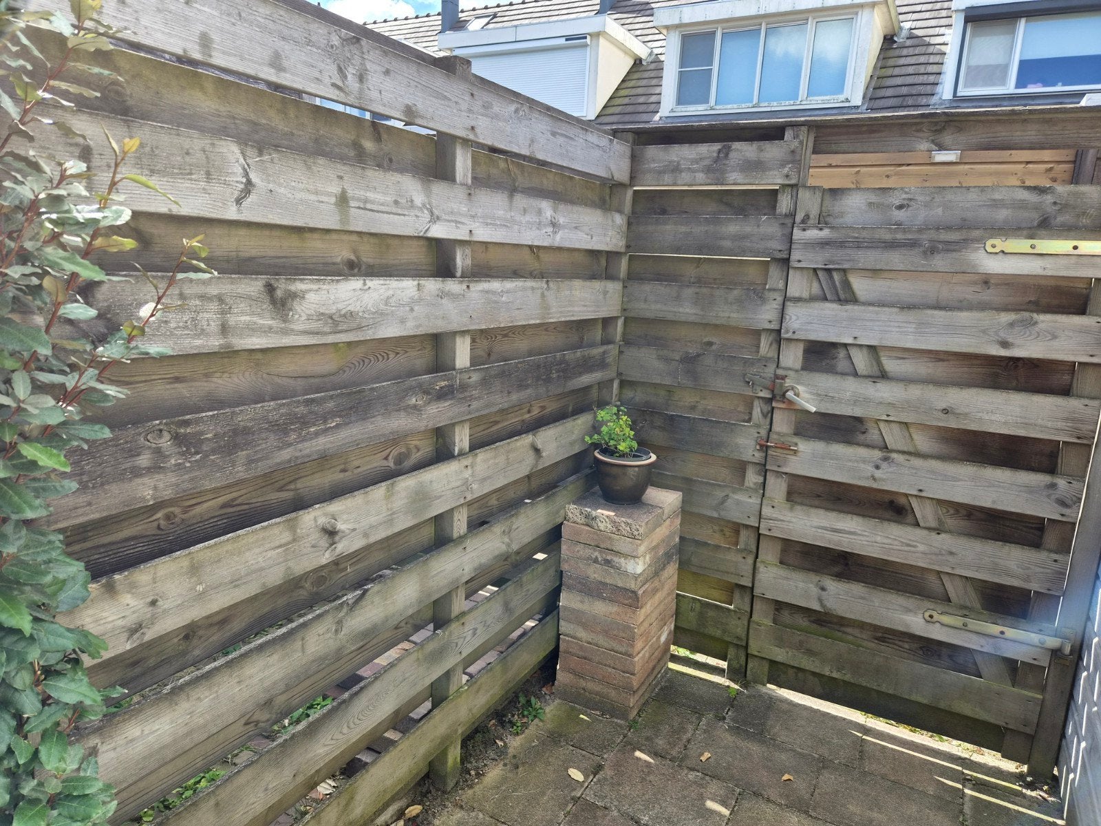 Schutting en twee deuren gratis ophalen, Ophalen, Minder dan 3 meter, Hout, 1 tot 2 meter