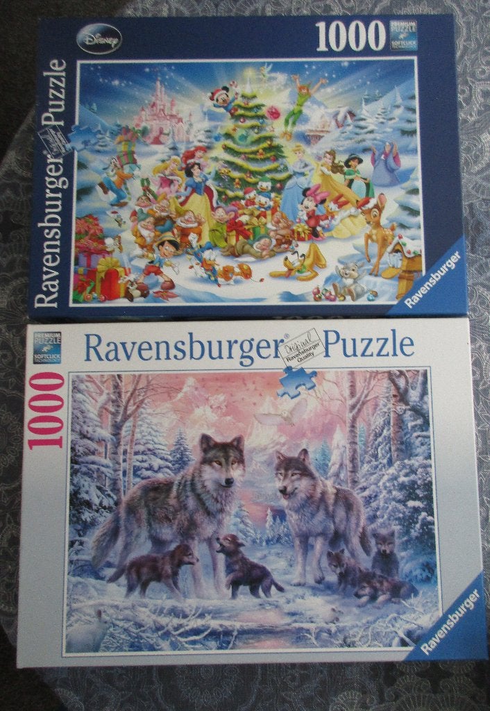 2 x legpuzzel Ravensburger 1000 stukjes - Disney of Wolven, Ophalen of Verzenden, 500 t/m 1500 stukjes, Zo goed als nieuw, Legpuzzel