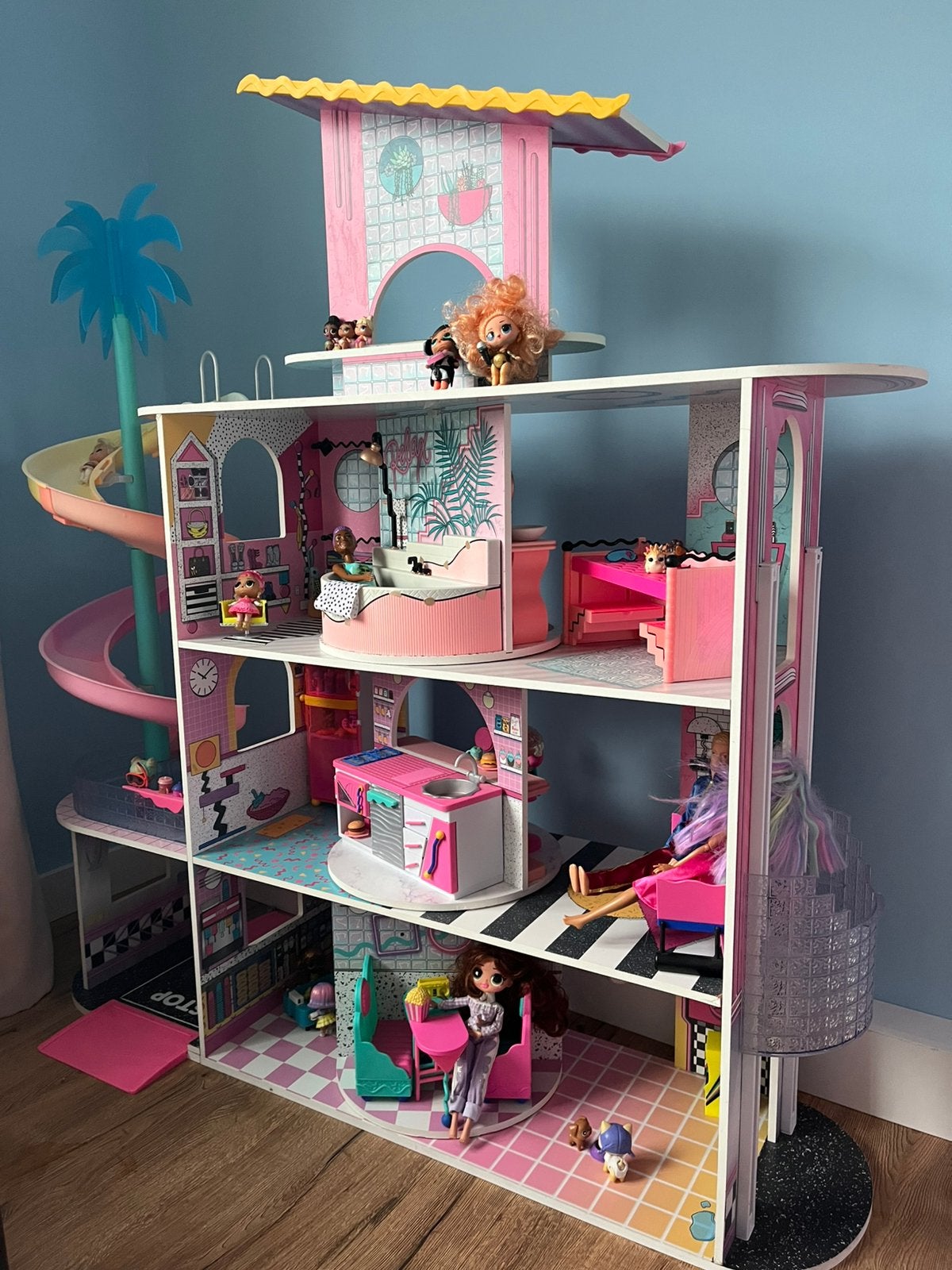 LOL surprise huis speelset inclusief poppetjes, Ophalen, Gebruikt, Poppenhuis