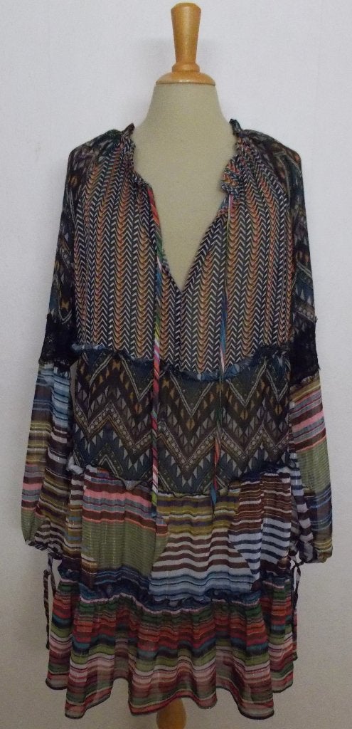 Opvallend leuk tuniek/jurkje van Desigual! M/L, Maat 38/40 (M), Zo goed als nieuw, Knielengte, Meerkleurig