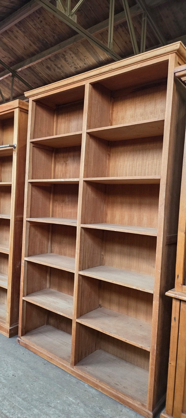 Foto 4 van prachtige boekenkast ~ bibliotheekkast ~ vakkenkast