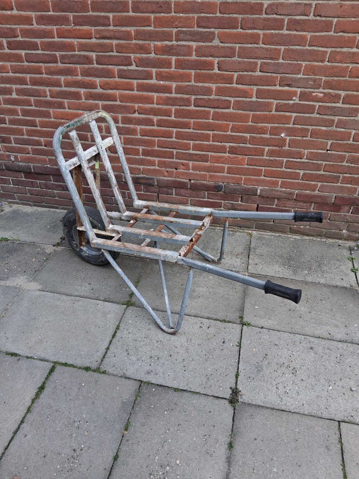 Steenkruiwagen matador, Tuin en Terras, Kruiwagens, Ophalen of Verzenden