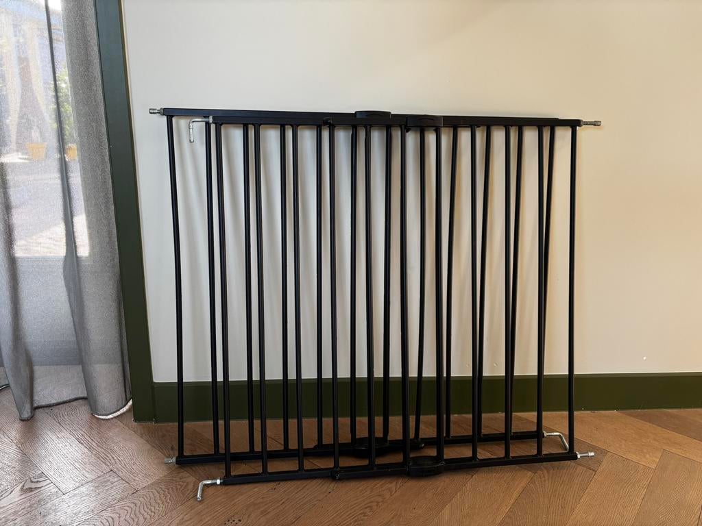 2x Noma uitschuifbaar traphekje (Zwart), Kinderen en Baby's, Traphekjes, Ophalen, Zo goed als nieuw, Metaal of IJzer, 100 tot 115 cm