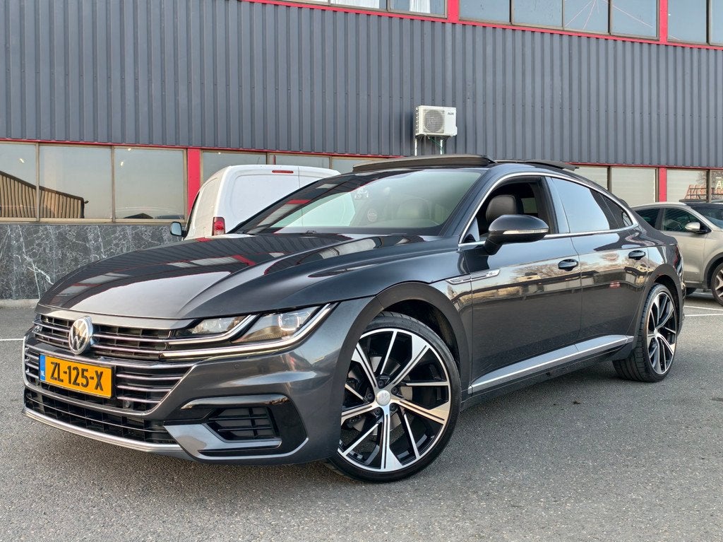 Volkswagen Arteon 1.5 TSI Business R-LINE / NAP / PANO / DSG, Auto's, Volkswagen, Arteon, 4 cilinders, 150 pk, Origineel Nederlands