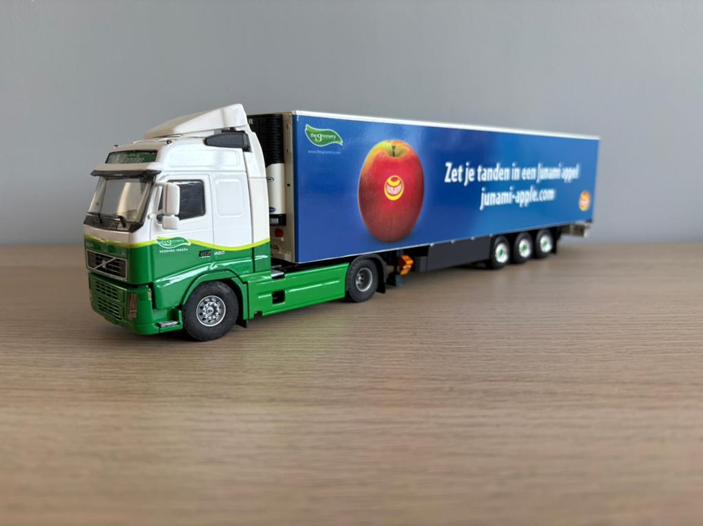 Tekno Volvo FH Hollander Barendrecht, Ophalen, Nieuw, Bus of Vrachtwagen, Tekno
