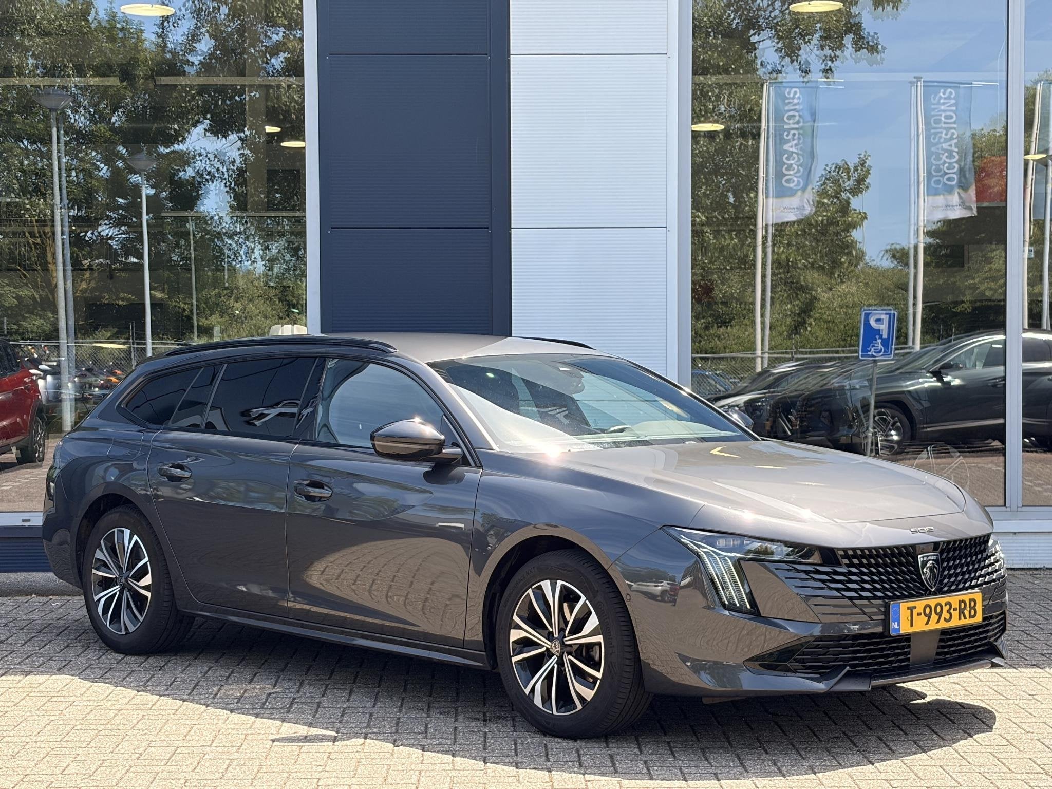 Peugeot 508 SW 1.2 PureTech 130 Allure | Parkeercamera | App, Auto's, Gebruikt, 1199 cc, Parkeersensor, Leder en Stof