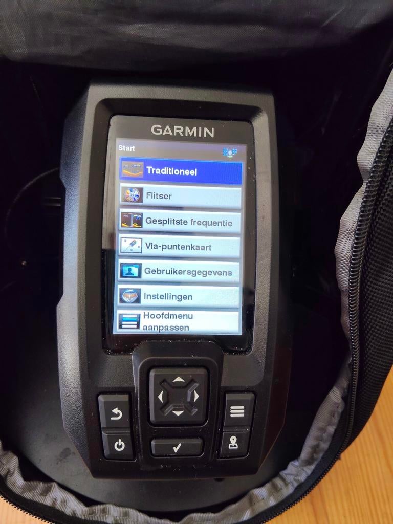 Garmin Striker Plus 4 Fishfinder met Tas en Accu, Ophalen of Verzenden, Zo goed als nieuw