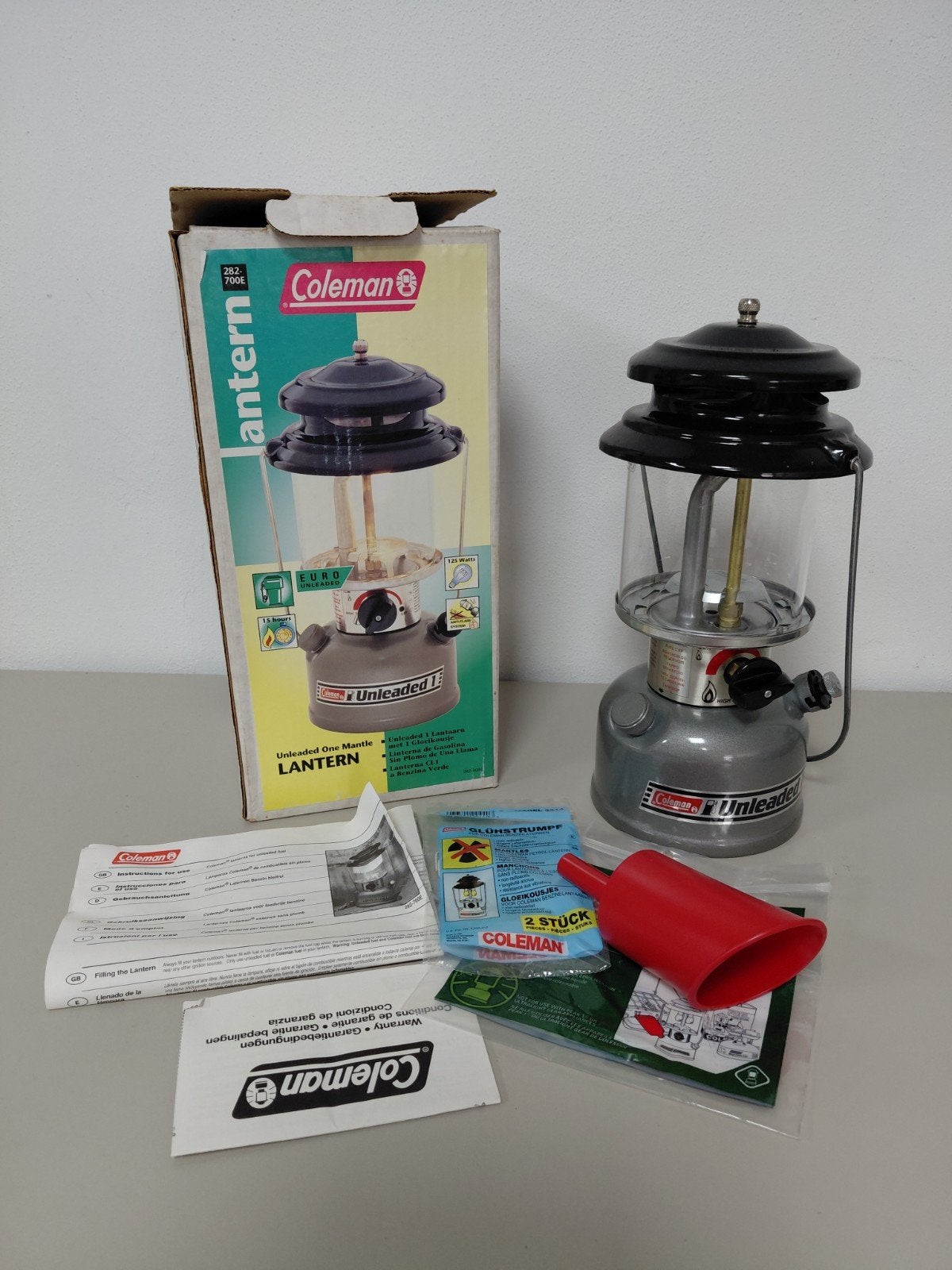 Coleman Unleaded one Benzinelamp- ongebruikt, Caravans en Kamperen, Kampeeraccessoires, Ophalen of Verzenden, Nieuw