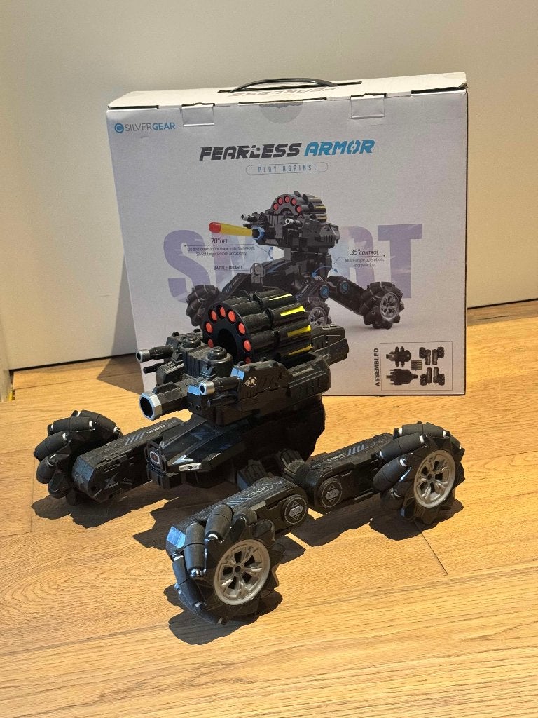 Silvergear bestuurbare offroad-auto met softbulletkanon, Ophalen of Verzenden, Zo goed als nieuw