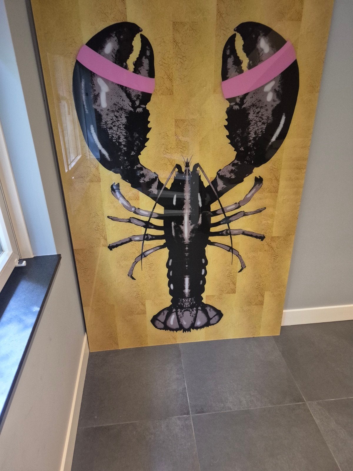 Groot modern schilderij van kreeft op goudkleurige, Ophalen, Gelakt/vernis, Dieren, Print
