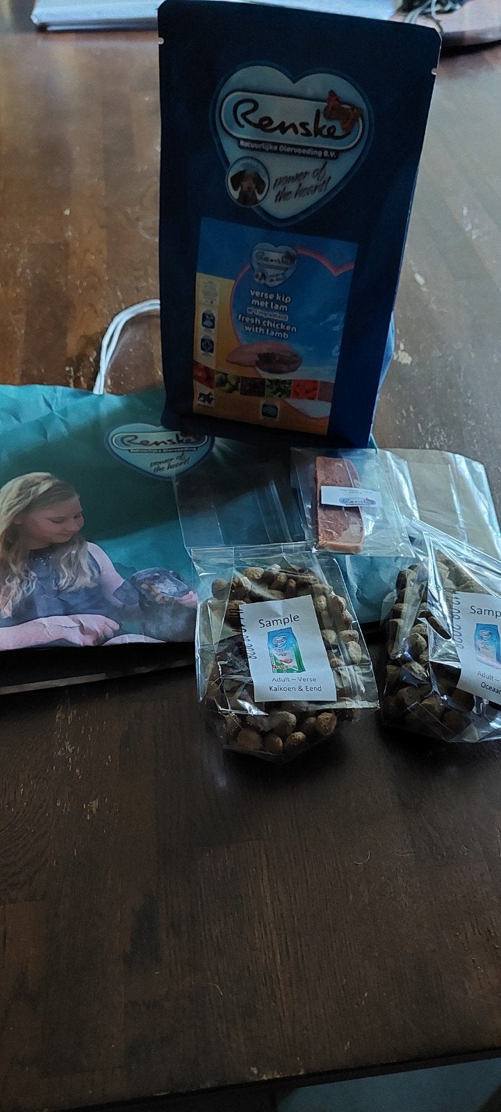 Renske diervoeding hond puppy, Ophalen