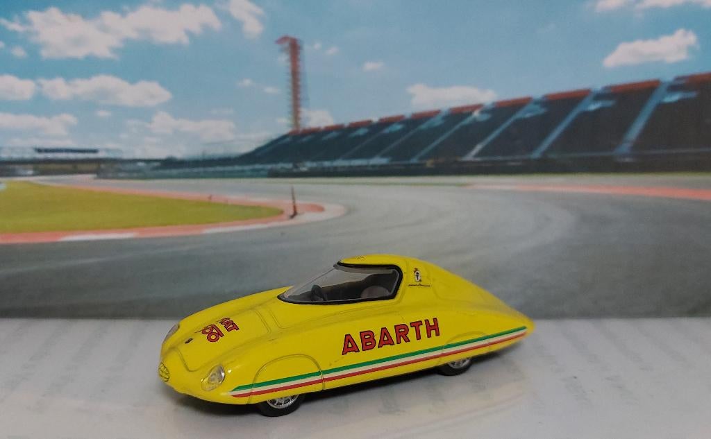 1:43 Fiat Abarth 500 Pinin Farina Record Car 1958; Metro, Hobby en Vrije tijd, Modelauto's | 1:43, Zo goed als nieuw, Auto, Overige merken